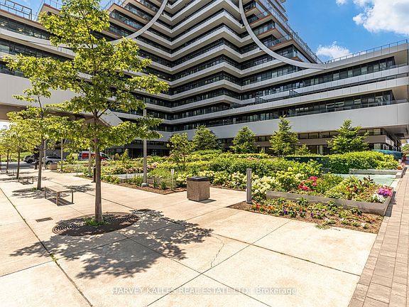 4th image of 30 Shore Breeze Dr #1822