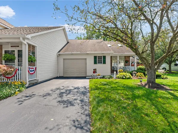 20 Pumpkin Hl, Rochester, NY 14624