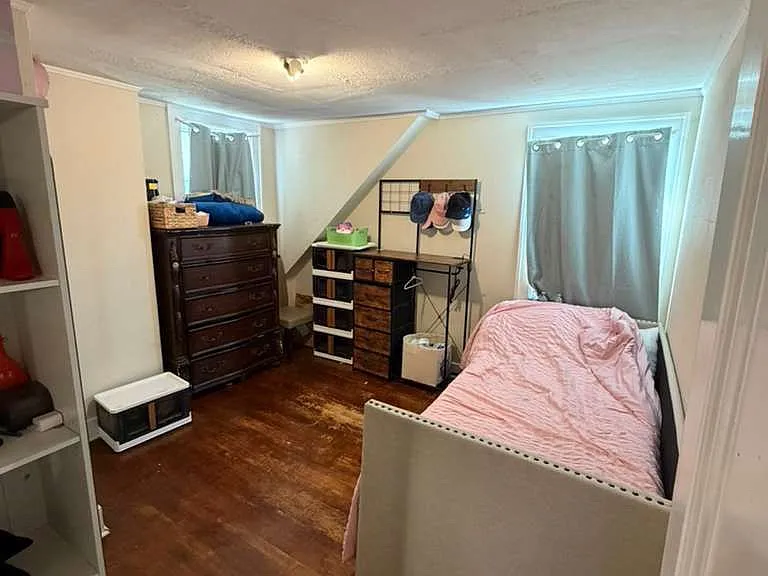 1317 May St — Photo 3