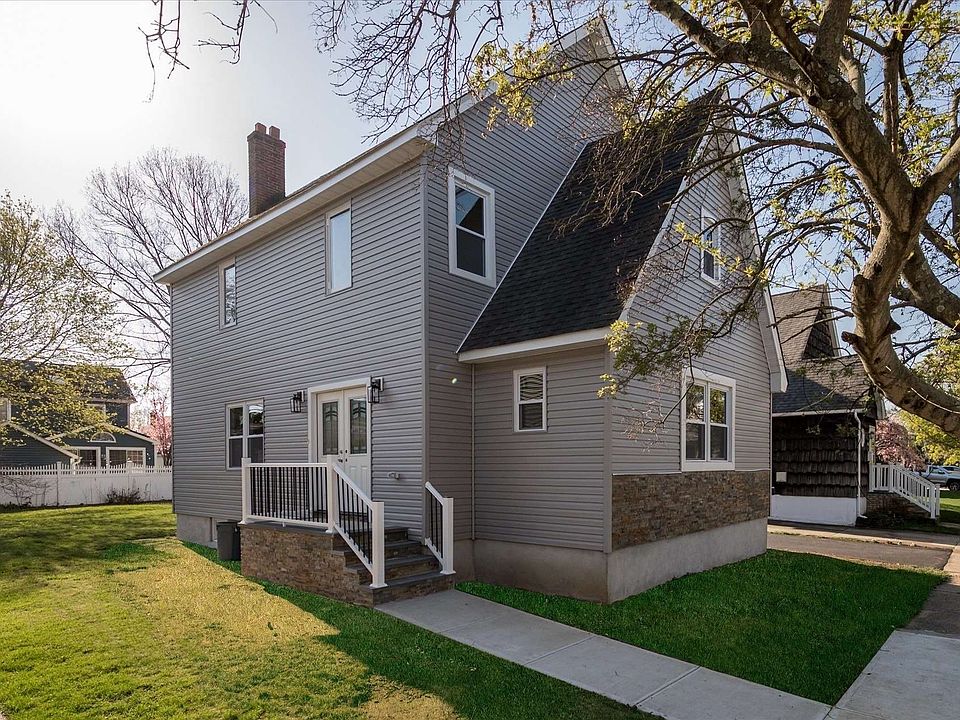 14 Sunset Road, Massapequa, NY 11758 Zillow