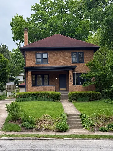 3293 Linwood Ave Photo 1