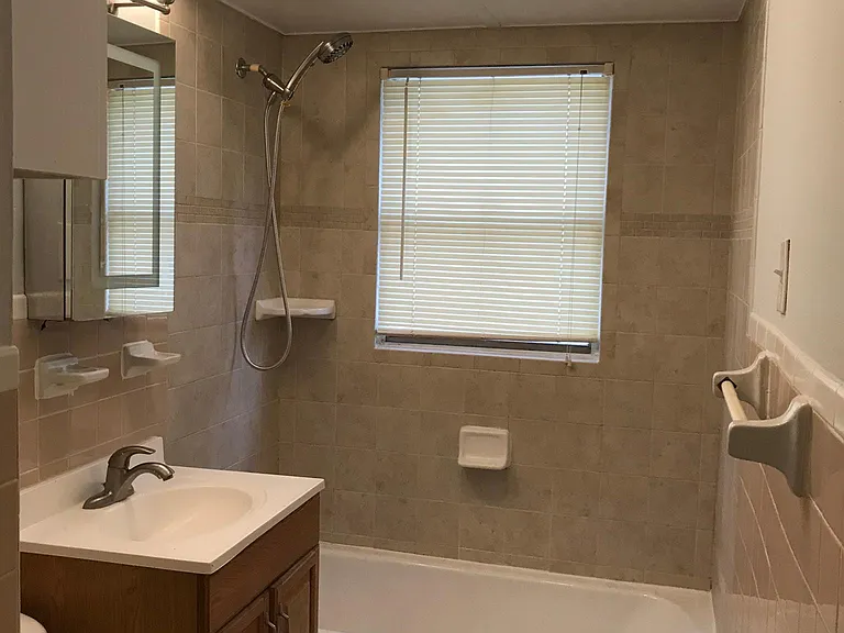 4707 March Ave — Photo 6