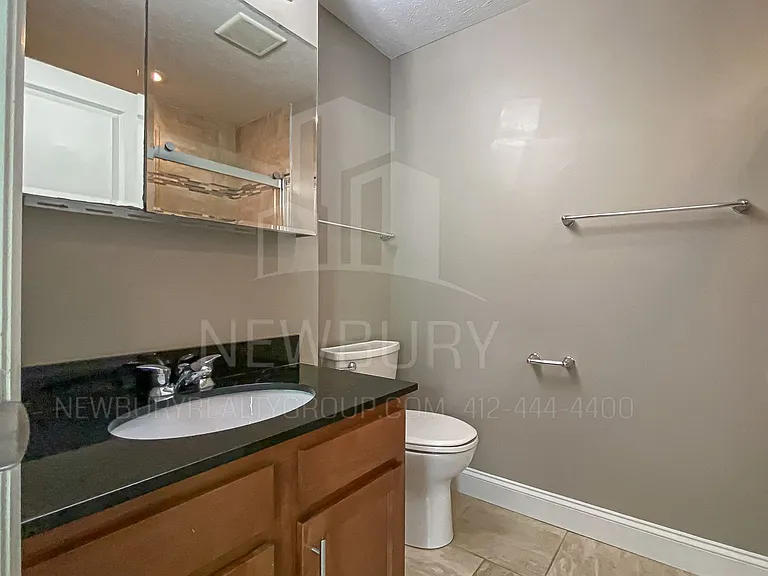 113-155 Banksville Pl — Photo 37