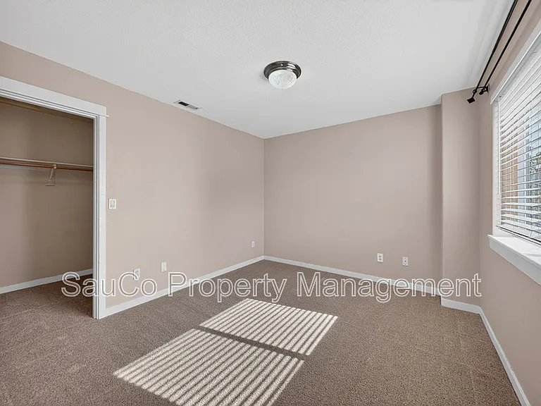 5073 NW 149th Ter — Photo 14