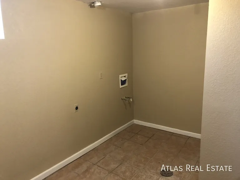 5495 N Eagle St — Photo 15