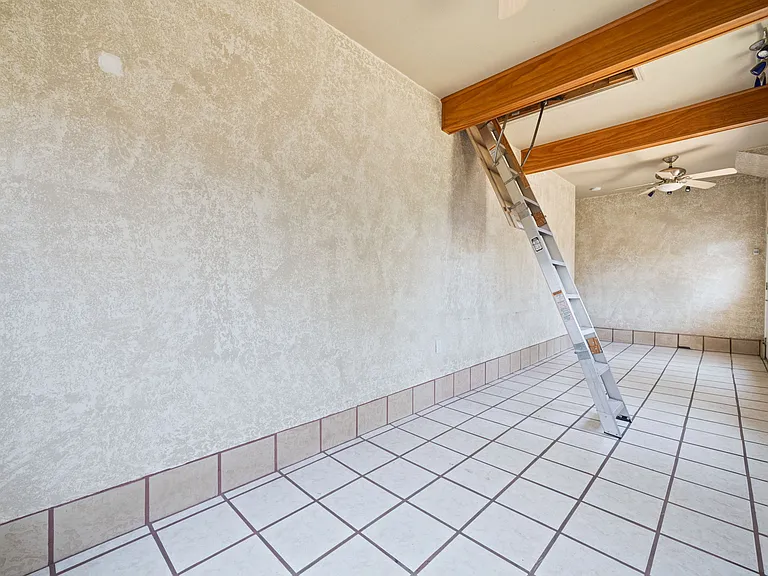 9310 Danby Ave — Photo 24