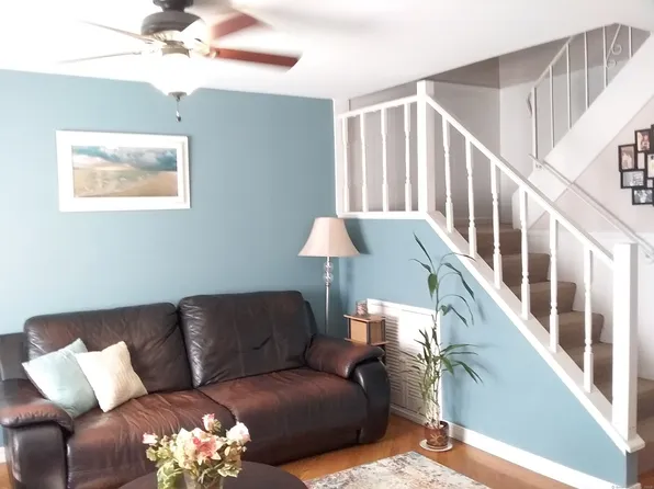 330 Short Beach Road APT A3, East Haven, CT 06512