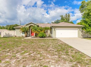 2832 Juniper Dr, Edgewater, FL 32141