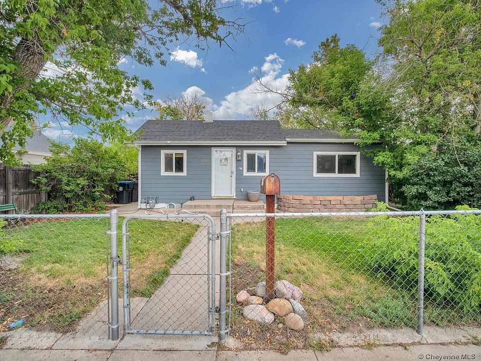 2118 E 11th St, Cheyenne, WY 82001 Zillow