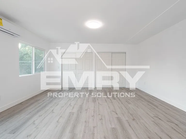 6221 Fishburn Ave — Photo 5