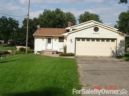 Lakefront living at its best!
						:
						Move in ready, this charming quad on dead end street!