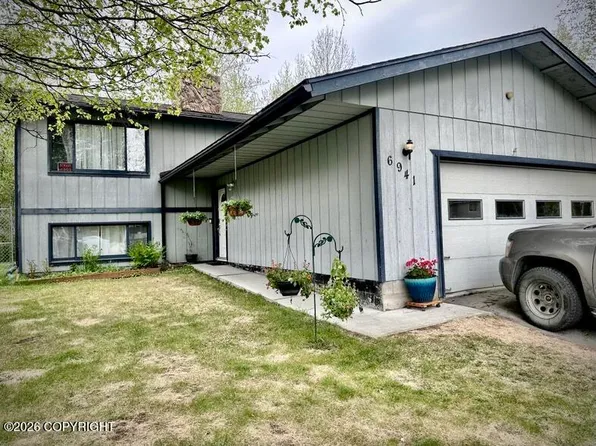 6941 Viburnum Dr, Anchorage, AK 99507