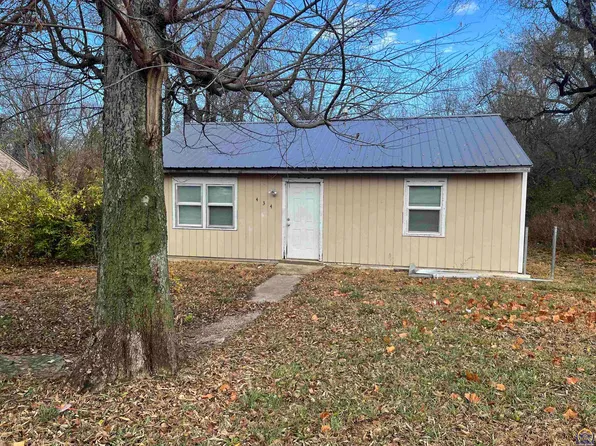 430 SE 34th St, Topeka, KS 66605