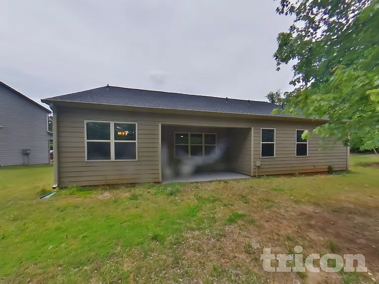 474 Lake Ridge Ln — Photo 17