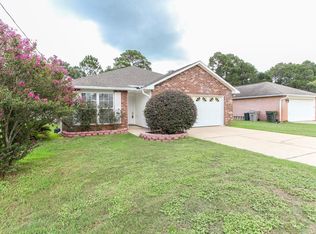 406 Westlake Dr, Pensacola, FL 32506