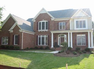 16587 Chestnut Overlook Dr, Purcellville, VA 20132