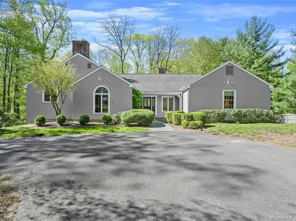 85 Golf Lane, Ridgefield, CT 06877