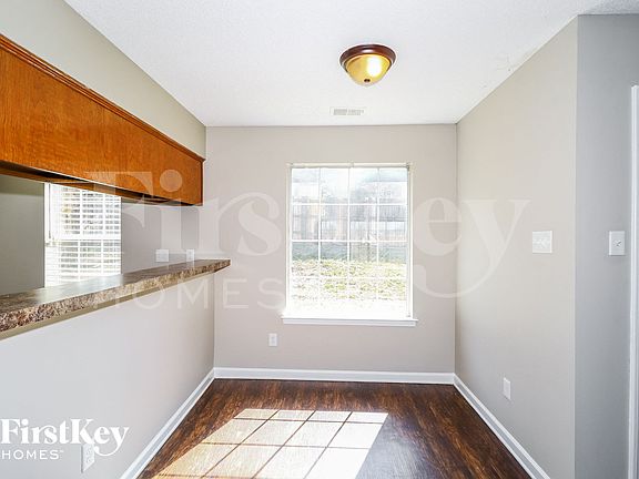5th image of 6939 Lagrange Cir S