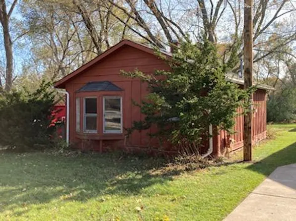 3801 25th St, Kenosha, WI 53144