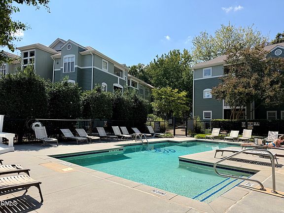 2nd image of 1221 Westview Ln APT 201