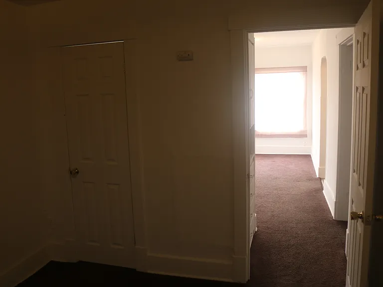 716 E 4th Ave #10 — Photo 9