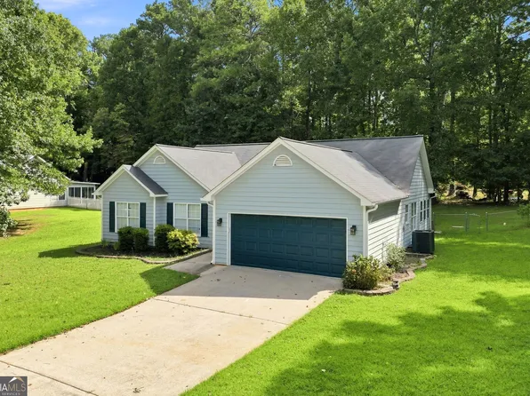 750 Flintlock Dr, Dacula, GA 30019