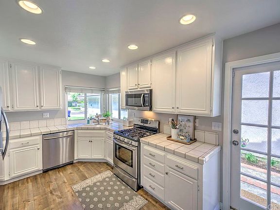 3rd image of 25934 Adolfo Ct