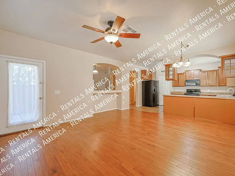 35101 N 30th Ln — Photo 9