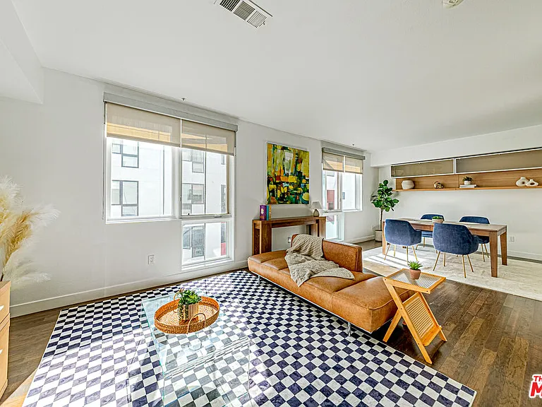 1234 Wilshire Blvd #321 — Photo 5