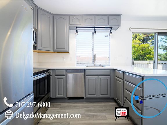 2nd image of 103 Sunset Cir APT 19