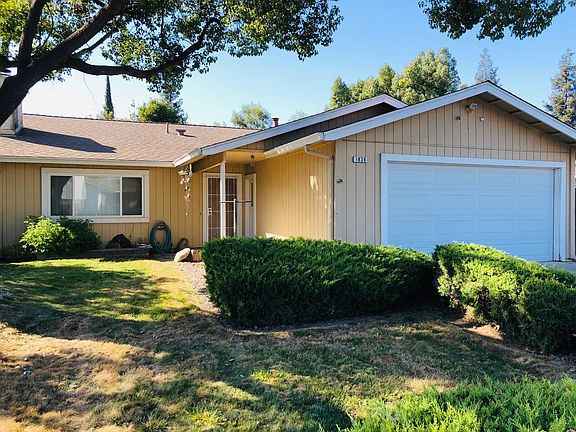 2nd image of 1939 Arrowsmith Dr