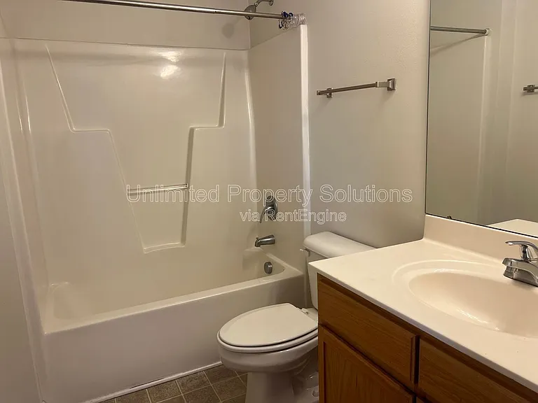 376 S Kerr Ave #301 — Photo 13