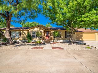 604 Glen Oak St, Ingram, TX 78025