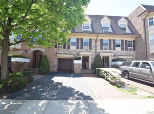 208-08 Robert Road #191M, Bayside, NY 11360