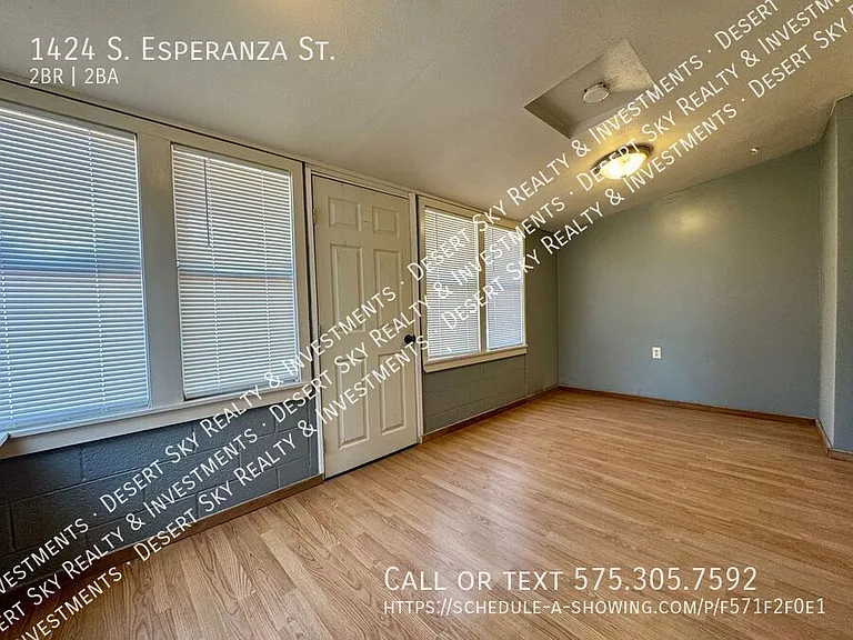 1424 S Esperanza St — Photo 3