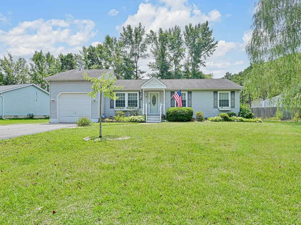 5910 Fir Ln, Mays Landing, NJ 08330