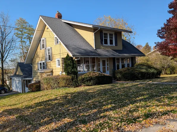 121-123 Lake Ave, Auburn, NY 13021