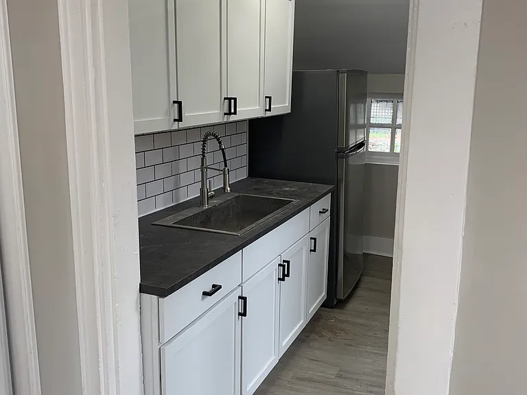 609 Bakewell St — Photo 12