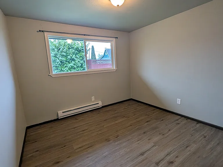 1492 Main St #2 — Photo 4