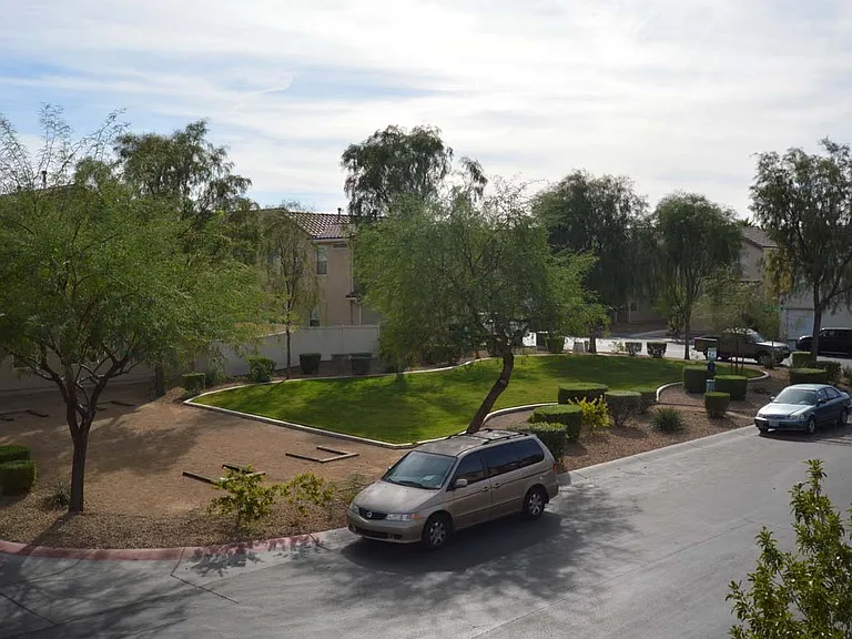 6670 Tulip Falls Dr — Photo 19