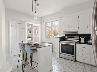 12 Hill Way #A, Cape Elizabeth, ME 04107