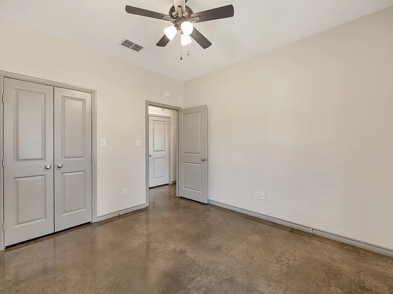14ThePines — Photo 12