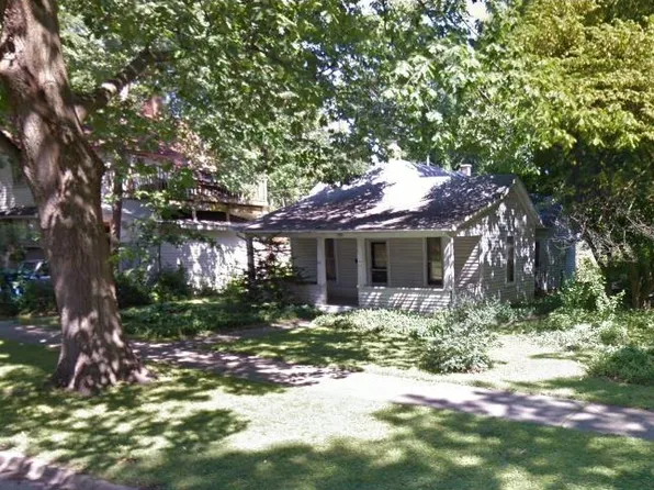 410 W Healey St, Champaign, IL 61820