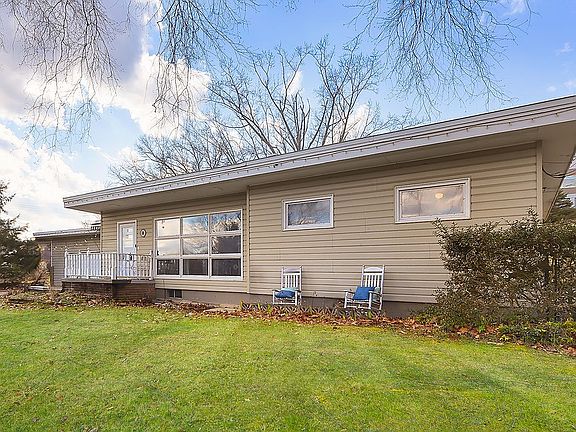 2nd image of 139 Camp Run Rd