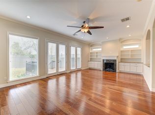 1117 W 18th St, Houston, TX 77008