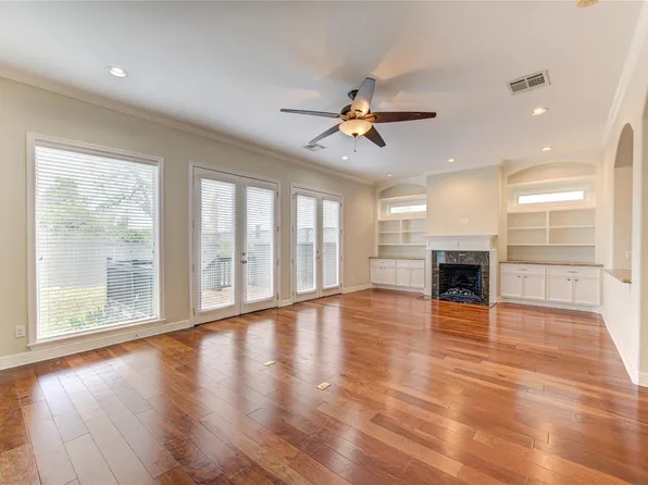 1117 W 18th St, Houston, TX 77008