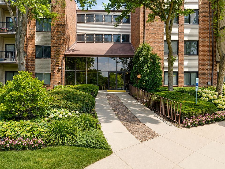 1st image of 3030 Pheasant Creek Dr APT 405