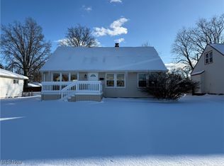 3061 Hilltop Dr, Parma, OH 44134