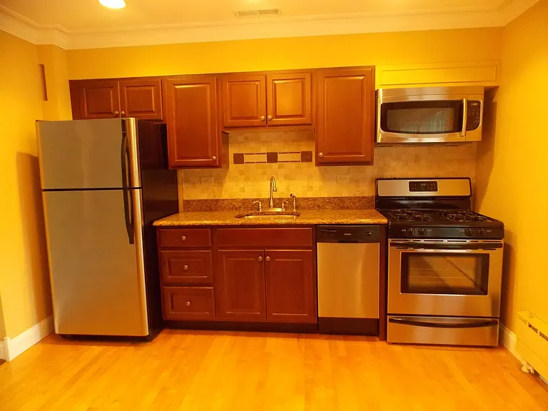 526 Bonnie Brae Pl — Photo 5