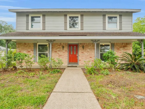 16121 Lakeview Dr, Jersey Village, TX 77040